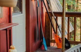 Waterfront A Frame with Dock Canoe Kayaks Family - Foto 8