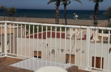 Casa de playa mediterránea, a metros de la playa - Foto 10