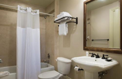 Wyndham La Cascada 2BR Apartment with Resort Access - Foto 10