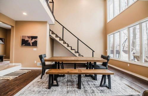 Modern Home of Style & Comfort! - Foto 15