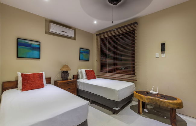 Marea Beachfront Villas - Foto 43