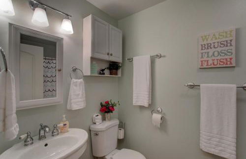 Ferns & Frogs Forest Hale 3 Bedroom Home by RedAwning - Foto 70