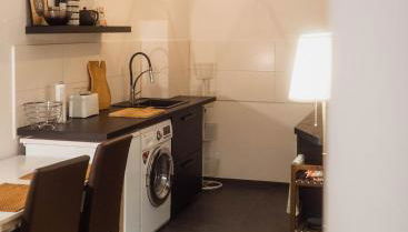 Ruhiges Apartment mit großem Balkon und Stellplatz - Foto 2