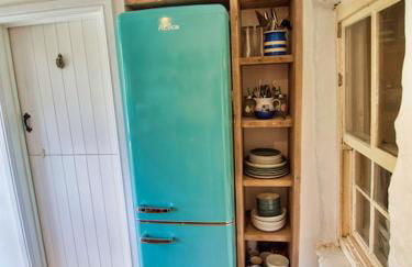 Knocker Cottage is a 3 bedroom made up of 1 double bedroom and 2 small double bedrooms in small village 10 min to beaches - Foto 68