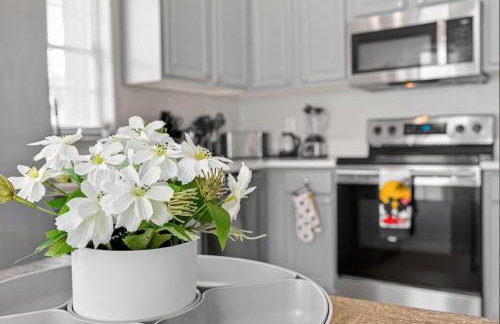 Entire Disney Retreat Home minutes from Disney, Shopping, and Restaurants 4br,2ba,7beds sleeps 10 - Foto 14