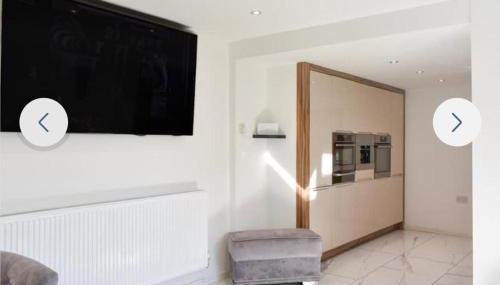 The hawthorns large detached 3 bedroom family home - Foto 5