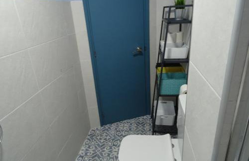 APARTAMENTOS EL SOL a 20 metros del mar. - Foto 13