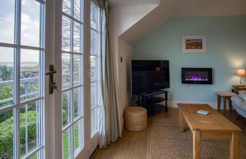 Bayview 2 - 2 Bedroom Apartment - Penally - Photo 29