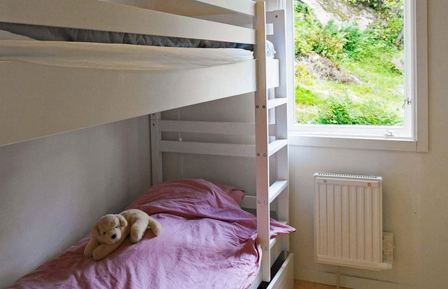 4 Person Holiday Home in Hoviksnas - Photo 8