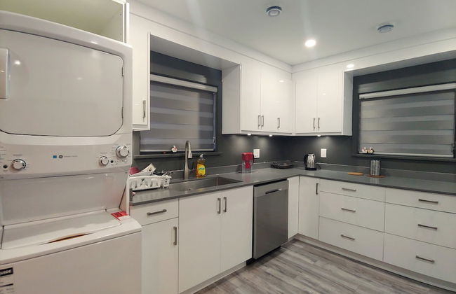 Sarla Villa Surrey - Photo 16