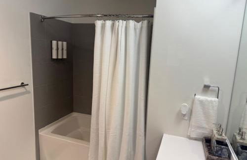 NEWLuxe 2bd2ba w Pool & More - Foto 28