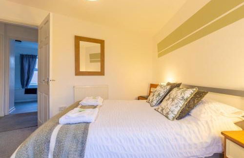 NEW! 2BR House in Leamington Spa by Clarendon Stays , Ideal for Professionals, Free Parking, WiFi, Smart TV! - Foto 28