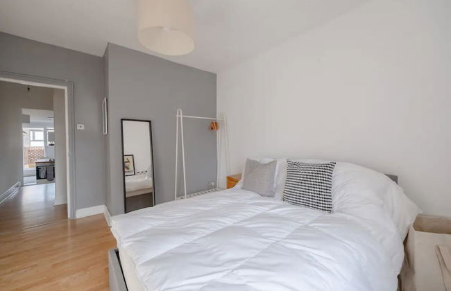 Stylish & Homely 1BD Flat - Walthamstow! - Foto 1