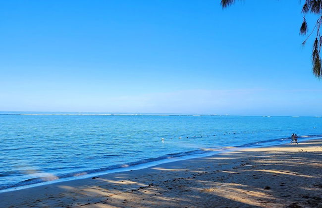 Phoenix Beach Apartments sea view - Photo 14