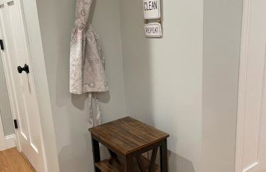 Maplewood Retreat Sleeps 6 Kingston NH by Vacation Your Way - Foto 14