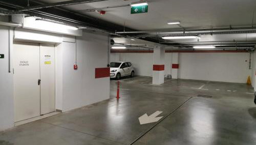 CITY CENTER PEARL #new#free reserved parking in garage elevator direct access#business and pleasure#city view&balcony&sunny&cafes&markets&tram#city center#working room#2 toliets#2 bedrooms - Foto 3