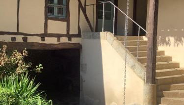 The Courtyard - Photo 2