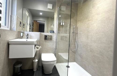 Trewhiddle Retreat V14 by Together Travel - Luxury 4-Bedroom Villa - Foto 14