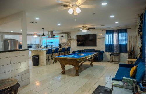 Trendy lux house near strip* Pool *hottub-Kirkland - Foto 35