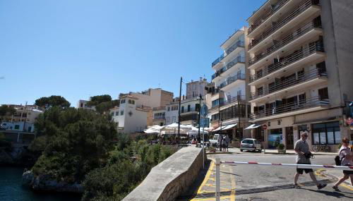 Apartamentos Llevant - Foto 5