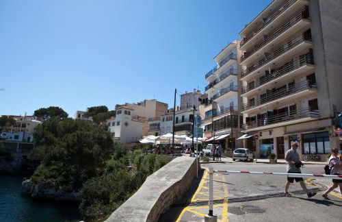 Apartamentos Llevant - Foto 5