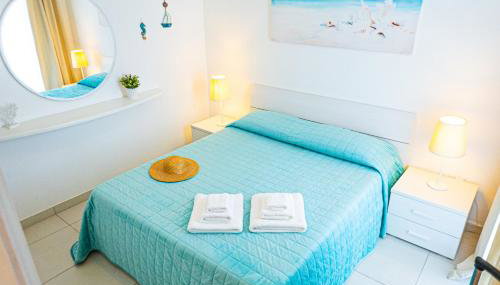 Villa Teresa Elegant & Relaxing Holiday Home with private hydro spa pool - Foto 2