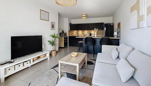 Superbe Appart 2ch, clim, terrasse, pkg, wifi, tv - Photo 3