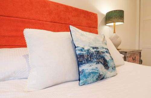 Bucket and Spades- Right on the Beach - Foto 34