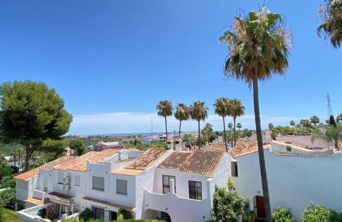 Townhouse w/sea view & garden - Photo 14
