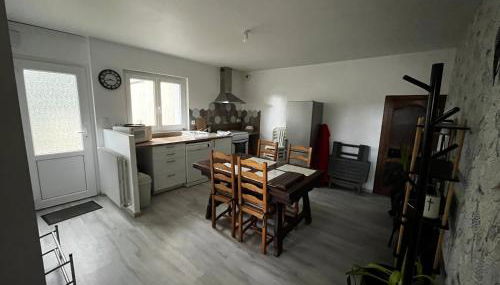 Logement sous maison habitée en face de la foret petite cour - Foto 2