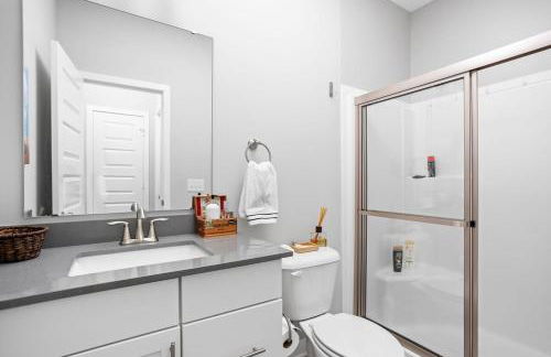 Modern 5 BR -Cul-de-sac -Hot Tub -Ping Pong - Foto 31