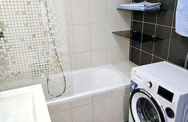 West View 130 apartment with parking - Photo 32