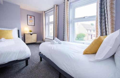 Stylish central location 3 bedroom house - Photo 3