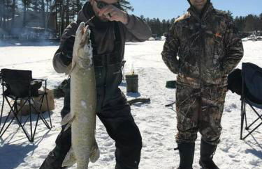 Lakefront Luxury with Private Beach, Sleeps 14 - Foto 23