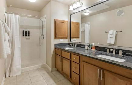 Landing Incredible 1BD Pool Gym - Foto 22