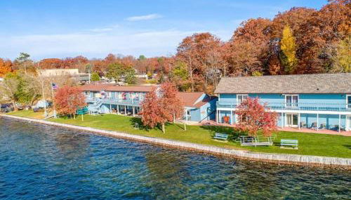 2 Lakeside Apartment Units in One at Fife Lake Lodge - Foto 5