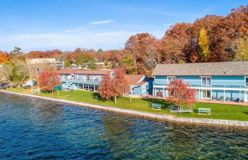 2 Lakeside Apartment Units in One at Fife Lake Lodge - Foto 5