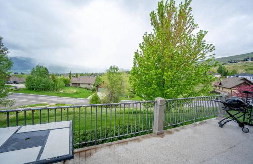 Spacious Eden Getaway w Hot Tub - Foto 10