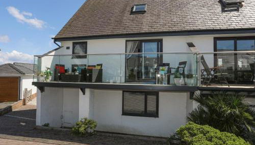 Bywyd Da 232 Cae Du - Foto 2