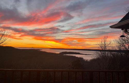 Whimsical Lake House - Foto 57