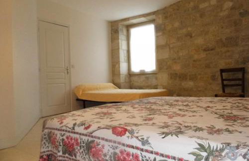 Gîte de France à Turenne 3 épis - Gîte de France 6 personnes MAE-9334 - Foto 10