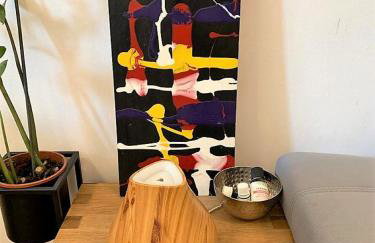 Split apartment - 5 min by car to the beach & city center - free public parking - Foto 10