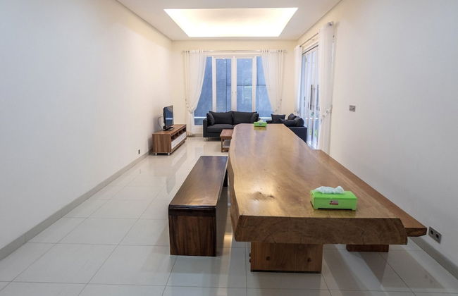 De Orion Setiabudi Villa - Photo 4