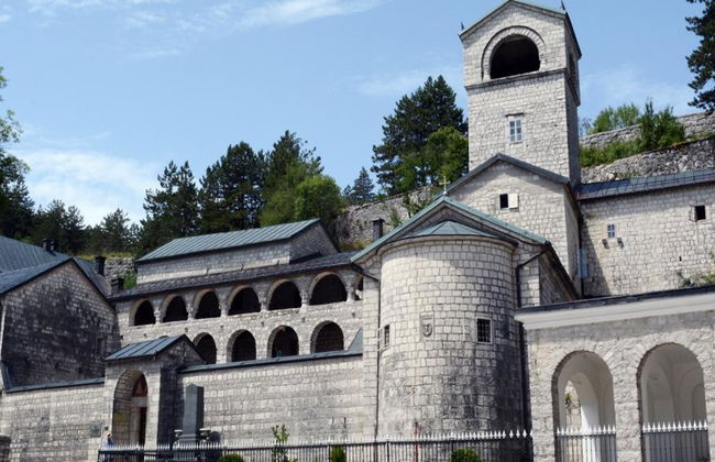 Montenegro Great Monastery Private Tour: Cetinje, Ostrog und Morača - Foto 2