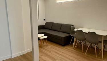 Vivienda renovada y céntrica - Foto 5