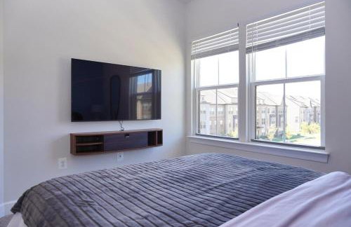 New LUX home close to DC and Metro - Photo 31