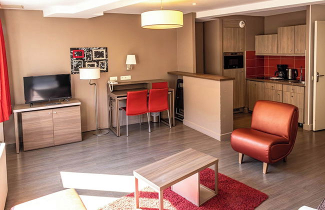 B&B HOME Caen Centre Gare - Foto 16