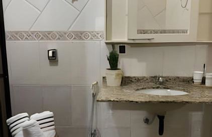 Casa com 2 suites e 1quarto piscina Ar para 8 hospedes - Foto 61