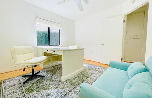 2 BR 2 BA - Eco House and Garden Vacation Retreat and Remote Workspace for Families, Couples and Solo Travelers in Coveted Culver - Foto 9