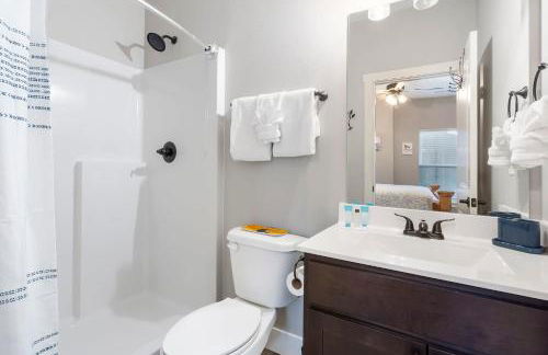 A Birds Eye Bridge View - 5 BDR with Private Hot Tub - Foto 84